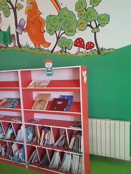 قفسه کتابهای کودک